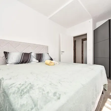 Prázdninový dům Holiday Happy Holiday By Interhome Benkovac